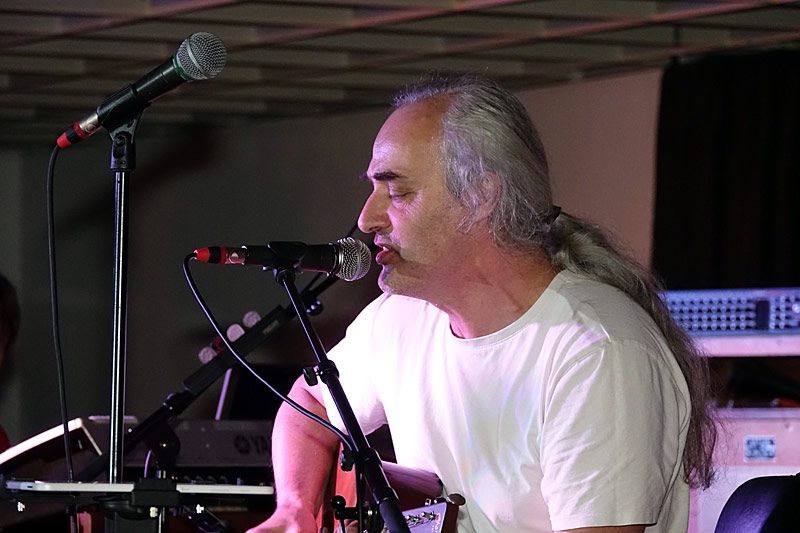 06 - SIMPLY THE BEST - MANFRED KANDUTH