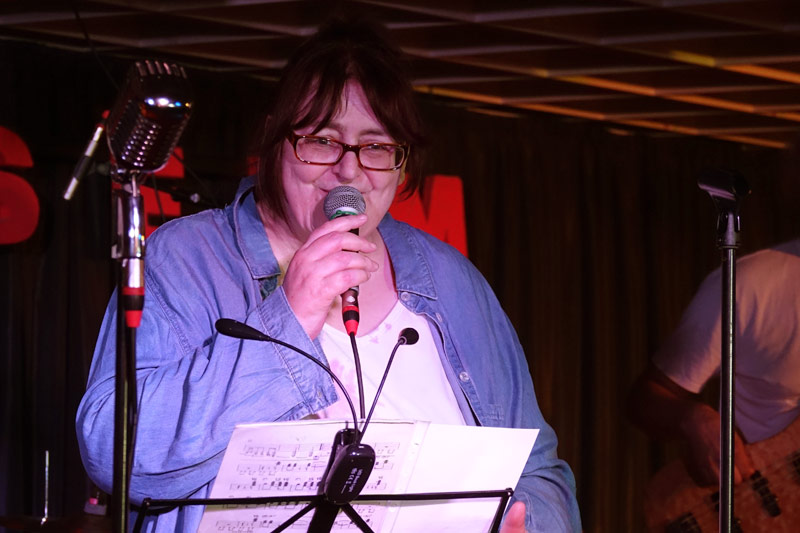 08 - SIMPLY THE BEST - SERINA BABKA