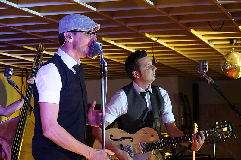 01 - OLD SCHOOL BASTERDS  - STANLEY & JOHNNY BASTERD