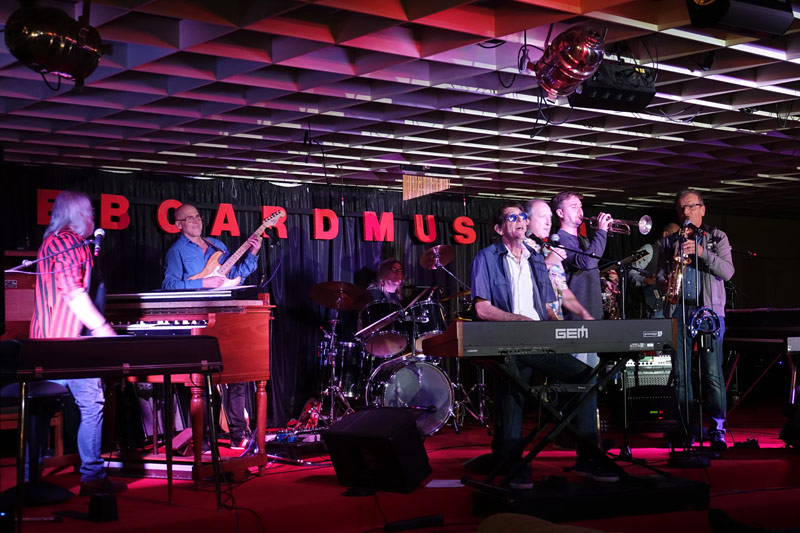 02 - WINSTON O'BOOGIE