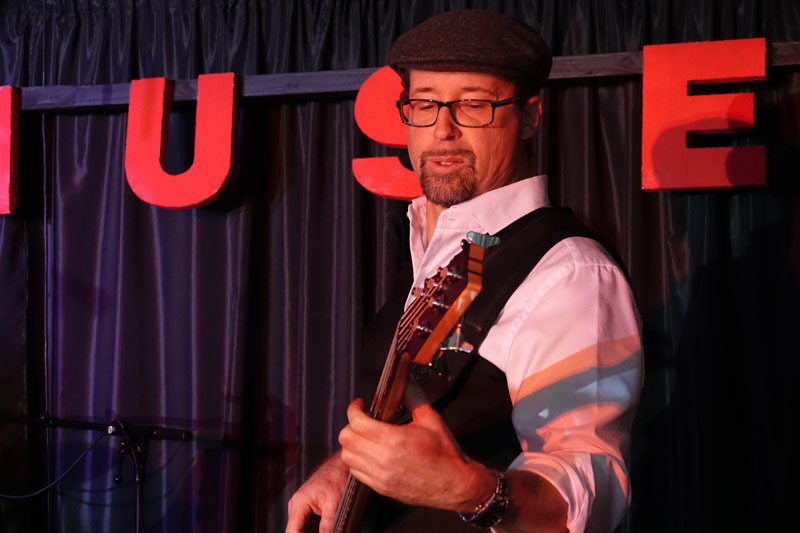 15 - WINSTON O'BOOGIE - GERNOT PANSI