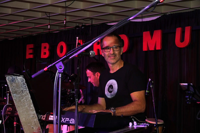 08 - YET ANOTHER FLOYD - FRANZ GANGL