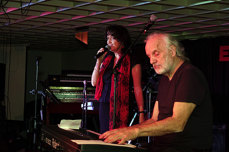 05 - SONGS OF DEATH - KARIN UND MANFRED JAMMER