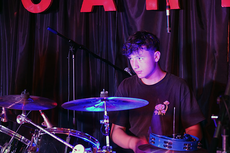 05 - SCHOOL 'S OUT - MAX BRANDSTÄTTER