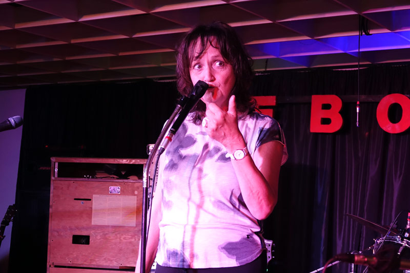 10 - SCHOOL 'S OUT - KARIN JAMMER