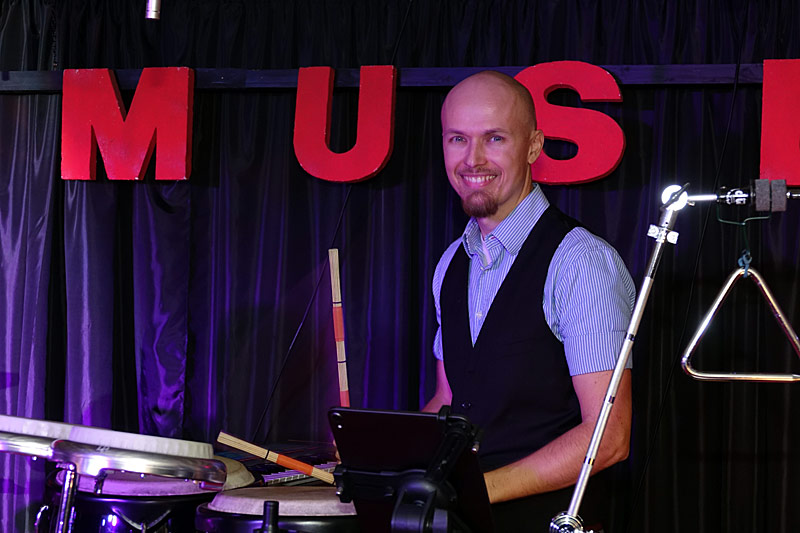 12 - BAND OVER TROUBLED WATER - PAUL ZEWELL