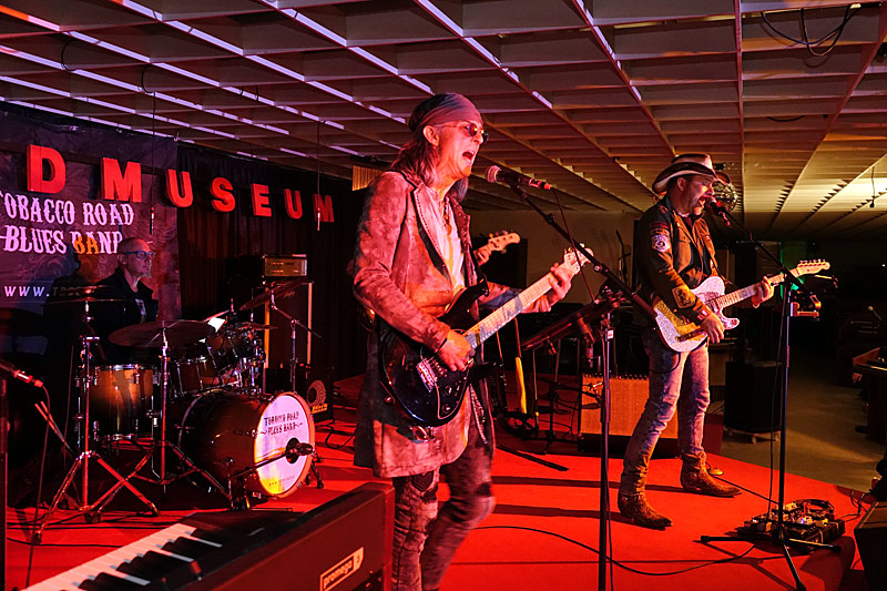 04 - TOBACCO ROAD BLUES BAND - KLAUS SAULI, MIKE DIWALD, PETER PRAMMERDORFER