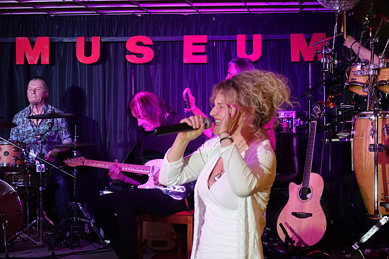 03 - PETER MAYR PROJECT - ELIZ