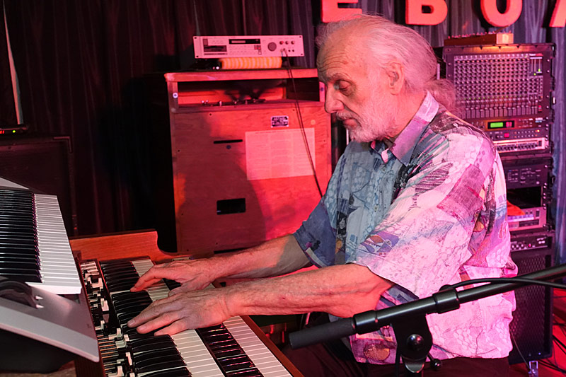 15 - SONG CONTEST PARTY - MANFRED JAMMER