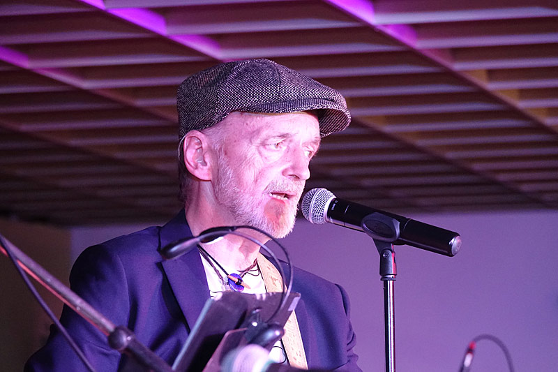 19 - SONG CONTEST PARTY - TOM PIBER