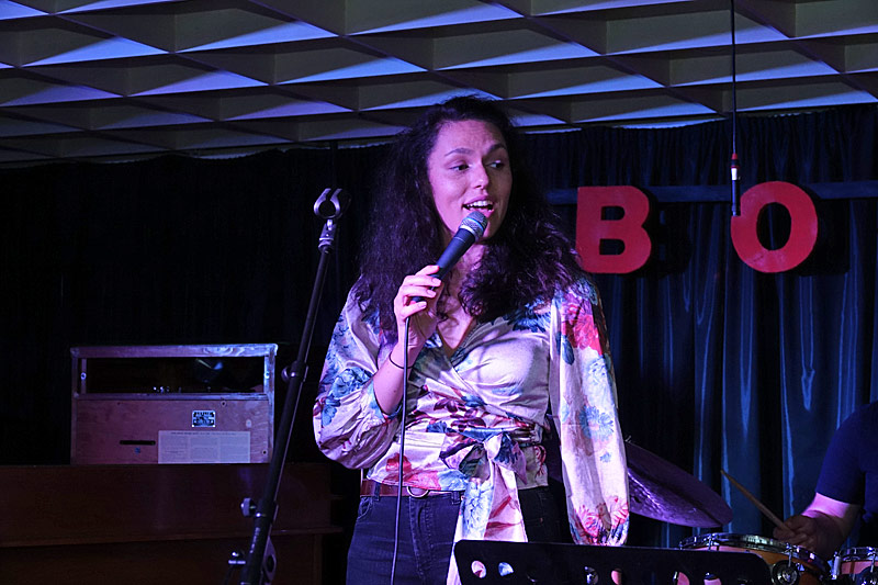 05 - SCHULLER & SÖHNE - EVA MORENO