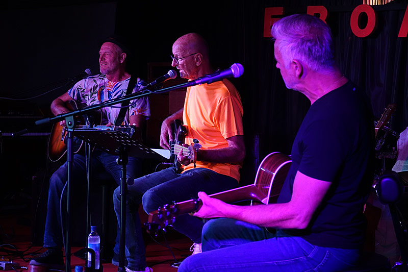 06 - OSSI HUBER & BAND