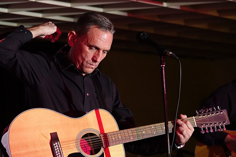 01 - YET ANOTHER FLOYD - REINHARD "FUSSY" PETERSHOFER