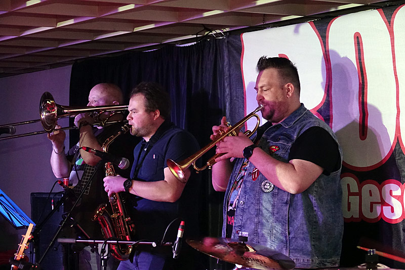 11 - ROCK STORY - JOSEF STINGLMEIER, LUKAS LINDBICHLER UND GERNOT VEGA DAMMERER