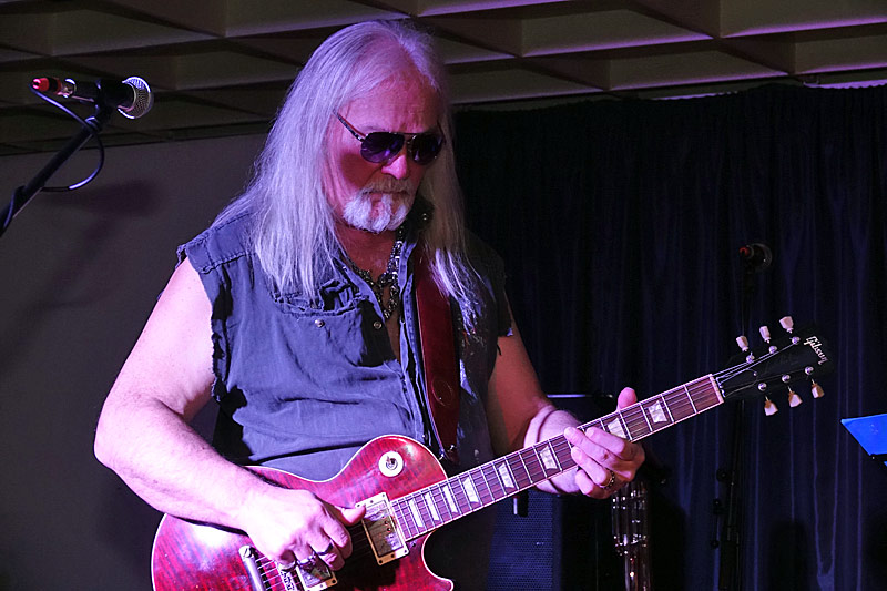 12 - ROCK STORY - CHRIS HEINEMANN