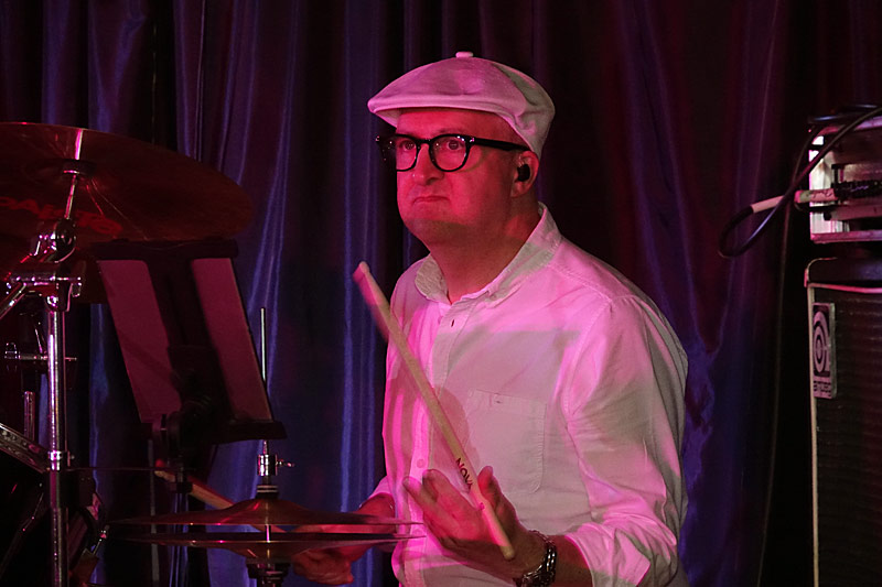 03 - THE RUBETTES - CHRISTOPHER CHARLES BURGESS