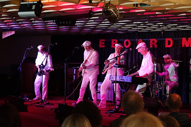 05 - THE RUBETTES
