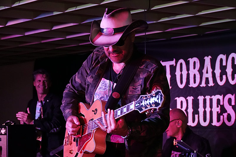 03 - TOBACCO ROAD BLUES BAND - PETER PRAMMERDORFER