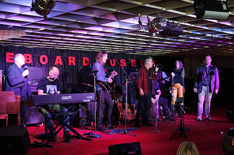 14 - SONGS OF DEATH - GRANDE FINALE