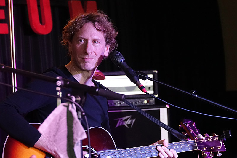 05 - EIN ABEND ZU DRITT - MATTHIAS KEMPF