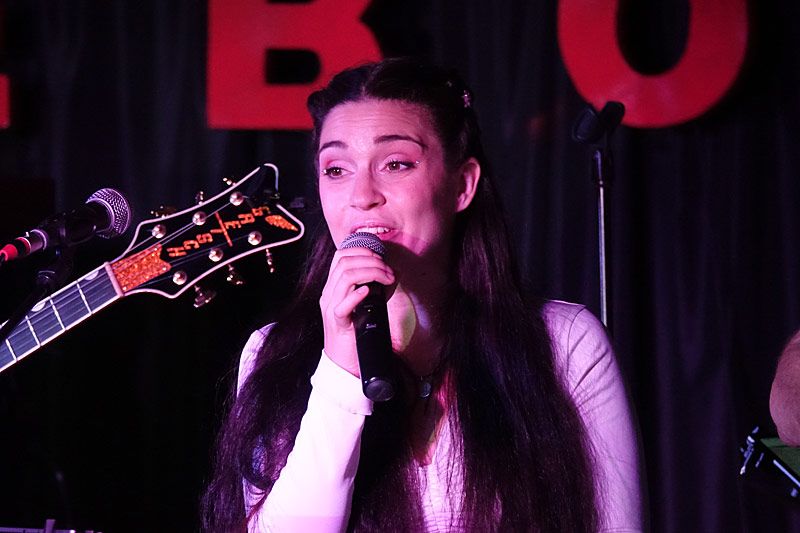 03 - SONG CONTEST PARTY - NADINE BEILER