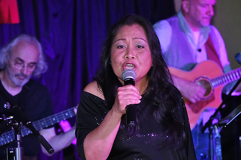 11 - SONG CONTEST PARTY - LIZA TI