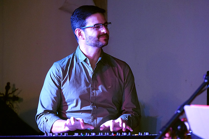 01 - ANA PAULA DA SILVA - DAVID SARTORI