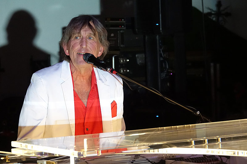 03 - UDO TRIBUTE BAND - GERT PRIX