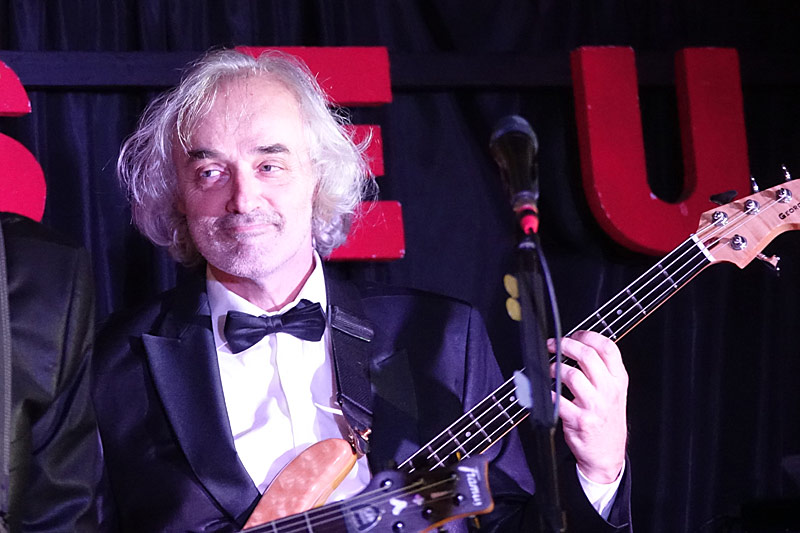 10 - UDO TRIBUTE BAND - MANFRED KANDUTH