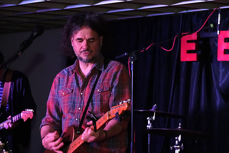 01 - HANSI AND THE GRETELS - HANSI RAINER