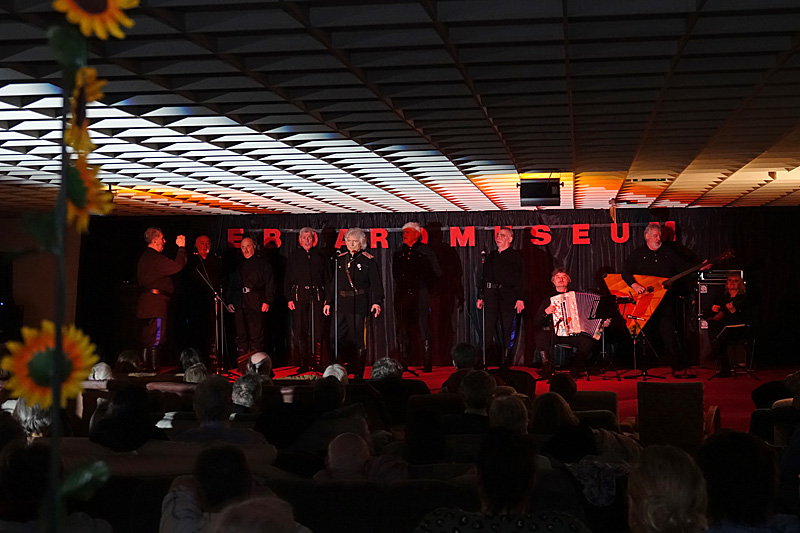 09 - PETER ORLOFF & DIE SCHWARZMEER-KOSAKEN