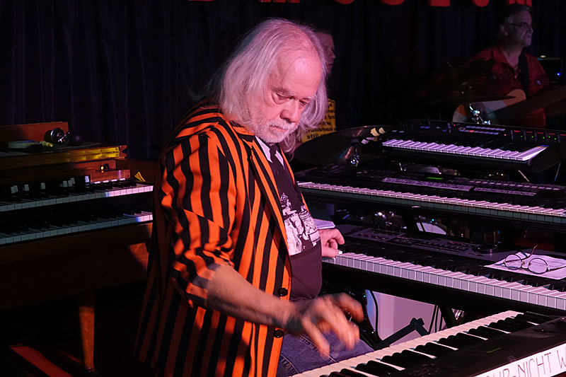 01 - PETER MAYR PROJECT - PETER MAYR