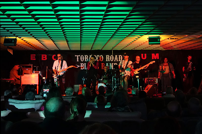 02 - TOBACCO ROAD BLUES BAND