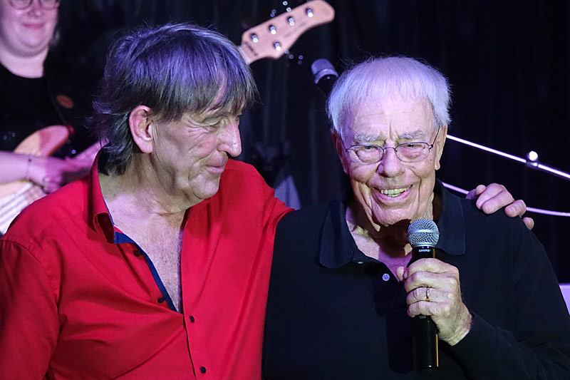 17 - MARMOR STEIN UND EISEN - GERT PRIX UND CHRISTIAN BRUHN