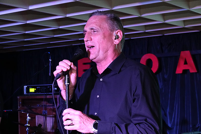 03 - YET ANOTHER FLOYD - REINHARD "FUSSY" PETERSHOFER