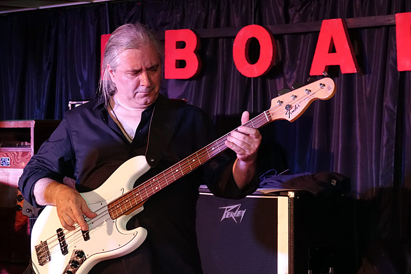 03 - IAN PAICE & VOODOO STRAT - JIMI ZANELLI