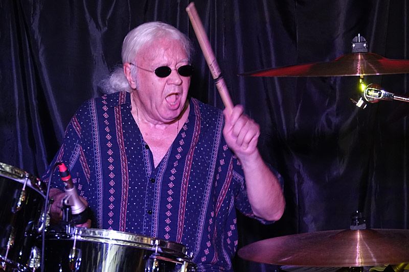 04 - IAN PAICE & VOODOO STRAT - IAN PAICE