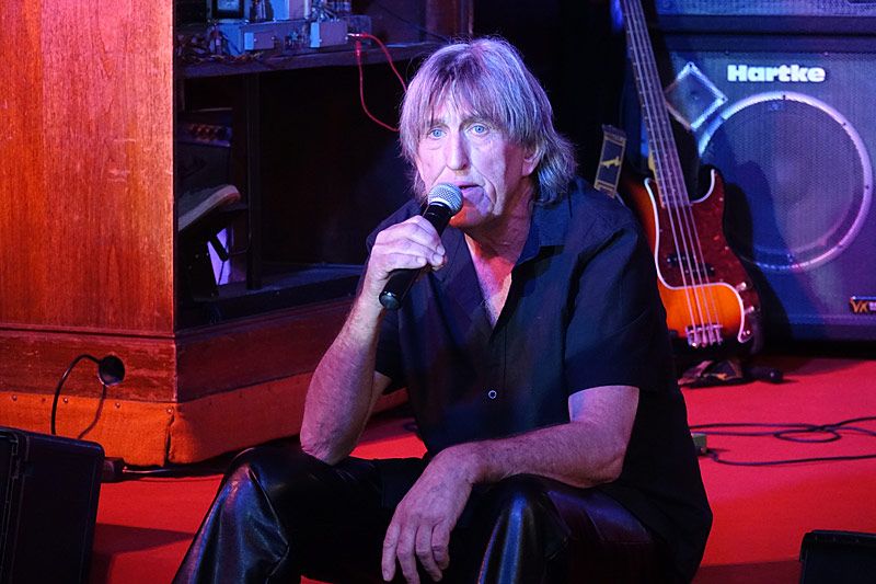 11 - IAN PAICE & VOODOO STRAT - GERT PRIX