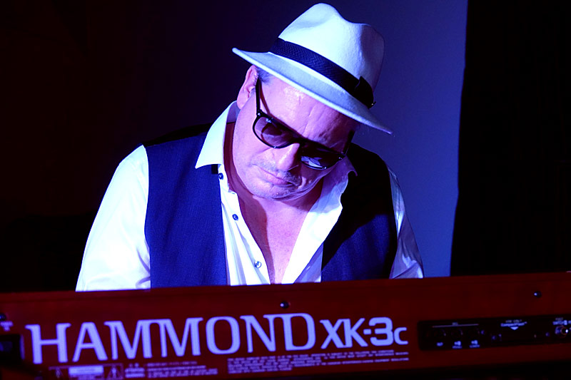 10 - JOE COCKER COVER BAND - THOMAS STRASSER