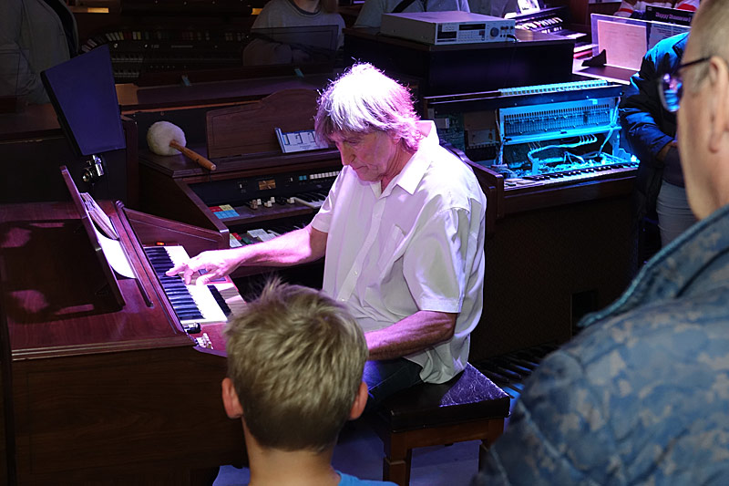 02 - ORF LANGE NACHT DER MUSEEN - HEIMORGEL HAMMOND COMPOSER