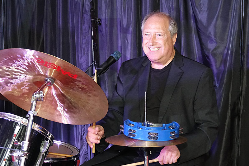 06 - SONGS OF DEATH - ROLF HOLUB