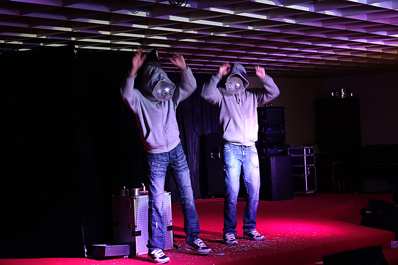 04 - MAGIERKLUB KLAGENFURT  - MEN IN JEANS