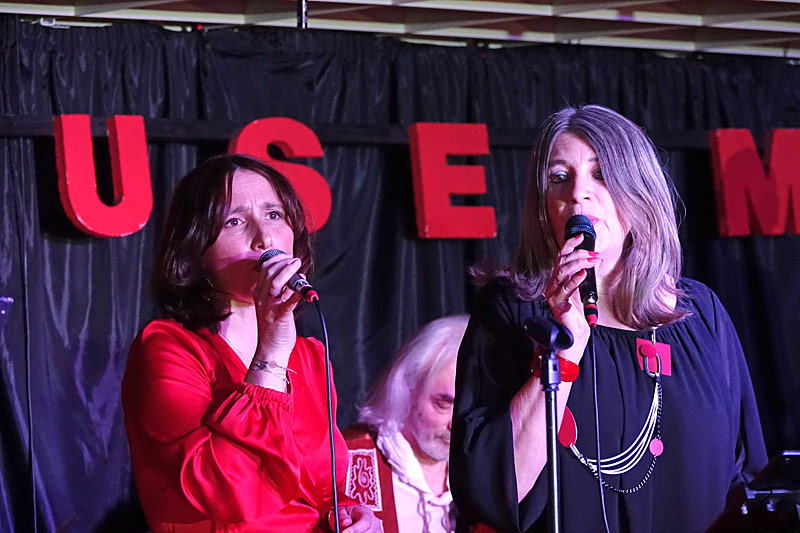 06 - SONG CONTEST PARTY - HEIDI BRANDSTÄTTER UND HEMMA HOLLER