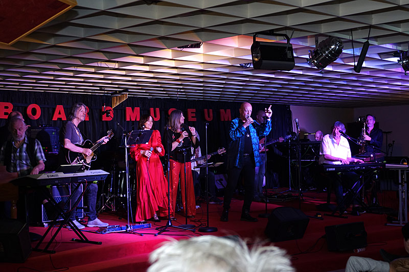 11 - SONG CONTEST PARTY