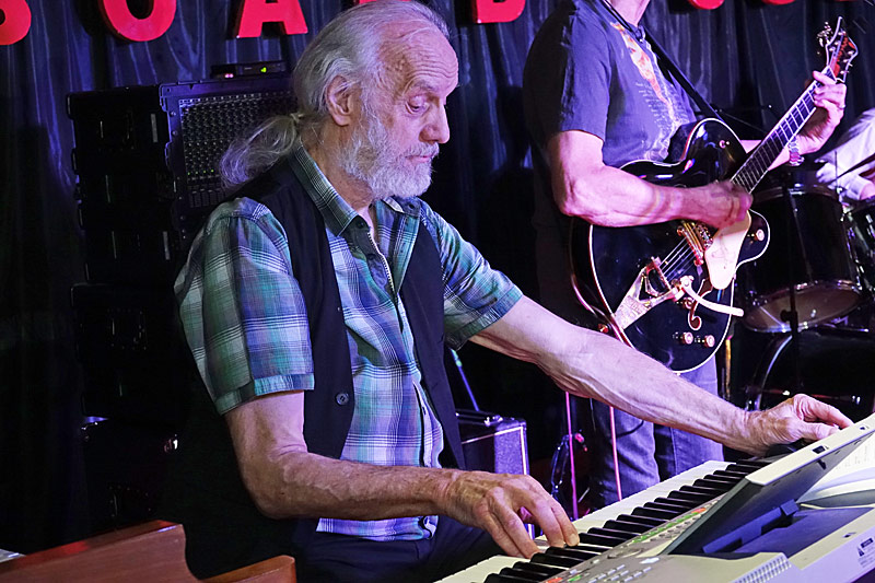 16 - SONG CONTEST PARTY - MANFRED JAMMER