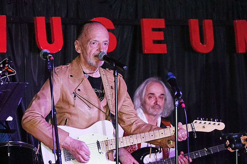 23 - SONG CONTEST PARTY - THOMAS GOSCHAT