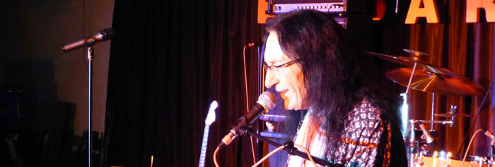 Ken Hensley (Uriah Heep)